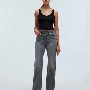 NWT The Curvy '90s Straight Jean - sz 32